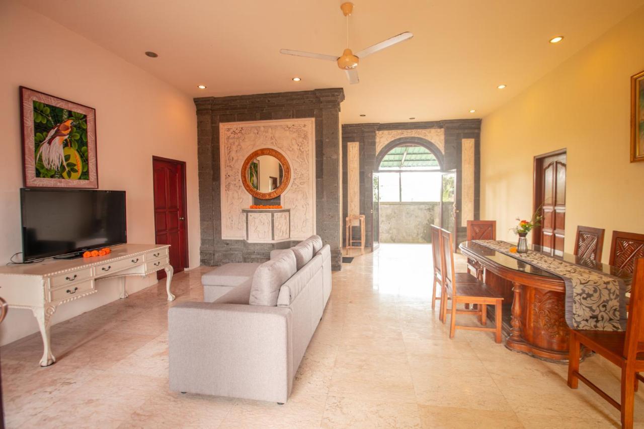 Arbathu Villa Ubud Екстериор снимка