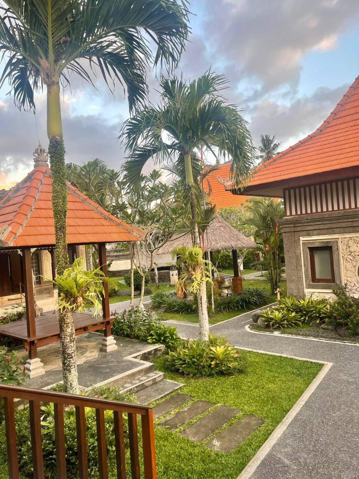 Arbathu Villa Ubud Екстериор снимка
